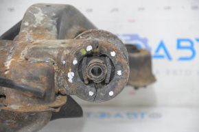 Toyota Highlander 08-13 AWD rear subframe rusty, silent blocks need replacing, bolt sawed off