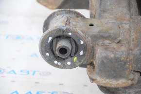 Toyota Highlander 08-13 AWD rear subframe rusty, silent blocks need replacing, bolt sawed off