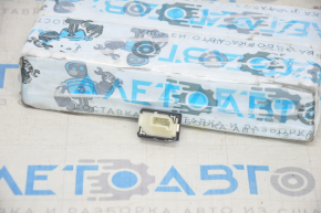 The paint peeled off the trunk door button of the BMW X3 F25 11-17