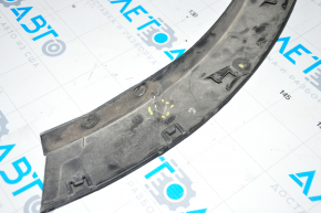 Front right wing arch trim Ford Explorer 11-15 pre-restoration torn, broken guide, scratches