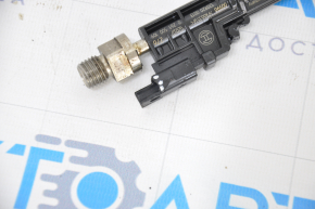 Injector nozzle BMW X3 F25 11-17 2.0T chip is broken