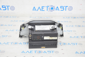 Radio and MP3 player 6 discs Lexus RX300 RX330 RX350 RX400h 04-09 scratches