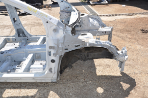 Front right quarter Toyota Prius 50 16-22 white, on the body
