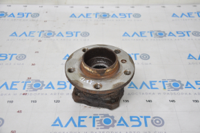 Rear right hub BMW X3 F25 11-17 rusty