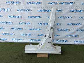 The central left body pillar of Honda Accord 13-17 is sawed off