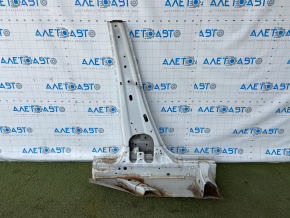 The central left body pillar of Honda Accord 13-17 is sawed off