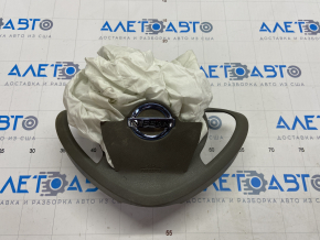 Airbag in steering wheel driver Nissan Leaf 13-17 gray shot