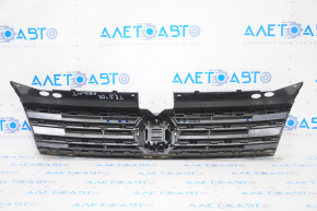 Radiator grill VW Tiguan 18-19 with emblem, sand, scratches