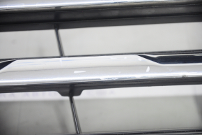 Radiator grill VW Tiguan 18-19 with emblem, sand, scratches