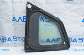 Window blind glass rear right Nissan Rogue 14-20 scratches on chrome