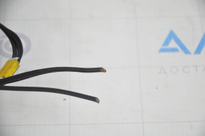 Antenna radio socket Nissan Leaf 11-17 cut off chips
