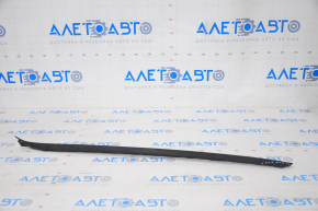 Windshield molding left VW Tiguan 18-24 no fragment