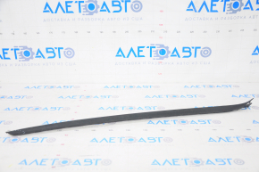 Windshield molding right VW Tiguan 18-24 no fragment