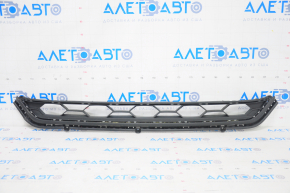 Lower grille of the front bumper central VW Tiguan 18-24 is dented