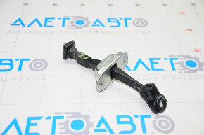 Front left door limiter Nissan Sentra 20-24