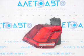 Light outer wing left VW Tiguan 18-24 usa, scratches