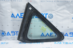 Window blind glass rear right Nissan Versa Note 13-19