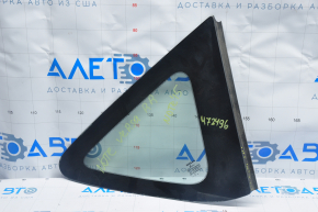 Window blind glass rear right Nissan Versa Note 13-19 seal tear