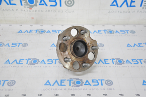 Rear right hub Lexus RX300 RX330 RX350 RX400h 04-09 FWD