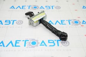 Door limiter front right Chevrolet Malibu 16- crack