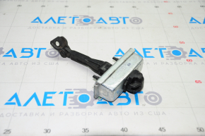 Front left door limiter Chevrolet Camaro 16 - crack
