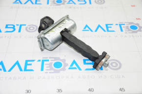 Front left door limiter Dodge Dart 13-16 crack