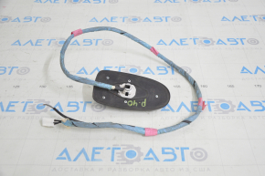 Antenna socket Toyota Prius V 12-17 4 pins, missing plug