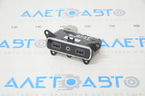 Usb Media Hub Jeep Grand Cherokee WK2 18-22 Scratches