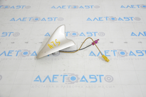 Antenna fin Cadillac ATS 13-14 chip broken