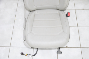 Passenger seat VW Passat b8 16-19 USA without airbag, manual, gray leather, without heating