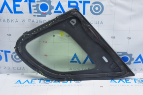 Window blind glass rear right Lexus CT200h 11-17 torn seal