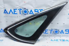 Window blind glass rear right Toyota Avalon 13-18 scratches on chrome, bump