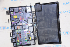 Fuse box underhood Jeep Grand Cherokee WK2 11-21