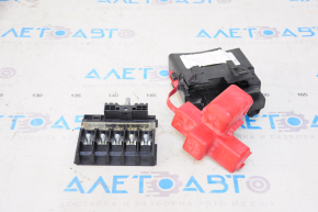 Battery distributor 12v Jeep Grand Cherokee WK2 11-21