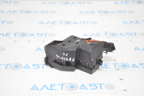 Fuse box interior left Porsche Panamera 10-16