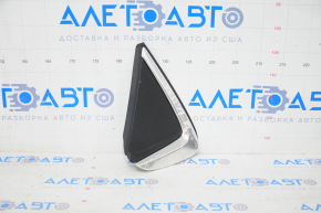 Triangle plug rear wing left Chevrolet Volt 16- scratches