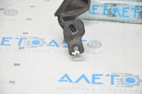 Bracket of the windshield wipers right Porsche Panamera 10-16 breakage of the fastener