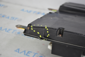 Subwoofer Lexus RX300 98-03 cracked case