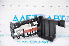 Battery distributor with terminal Chevrolet Volt 11-15 missing cover fragment