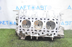 Cylinder head assembly Lexus IS250 06-13 right