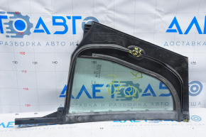 Door glass triangle rear left Infiniti QX30 17- broken fastener