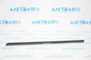 Glass seal inside front right door Chevrolet Equinox 18-