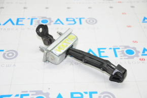 Chevrolet Volt 11-15 rear left door limiter crack