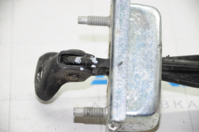 Chevrolet Volt 11-15 rear left door limiter crack