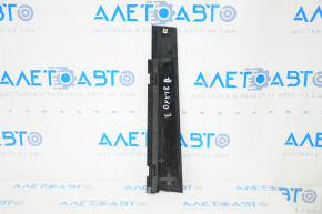 Door trim side rear left Chevrolet Equinox 18 - peeling varnish