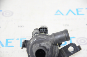 Chevrolet Equinox 18-22 LYX Auxiliary Cooling Pump with Bracket