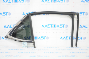 Rear right glass seal with triangle glass Chevrolet Equinox 18 with chrome molding, tinted