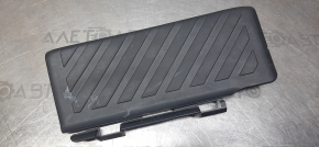 Footrest VW Jetta 19 - black, scuffs, chip
