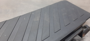 Footrest VW Jetta 19 - black, scuffs, chip