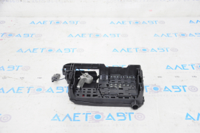 Positive terminal Chevrolet Equinox 18-22 with distribution plate, connector mount is broken